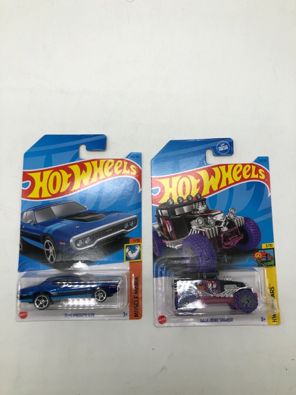 Photo 1 of Hot Wheels Bundle