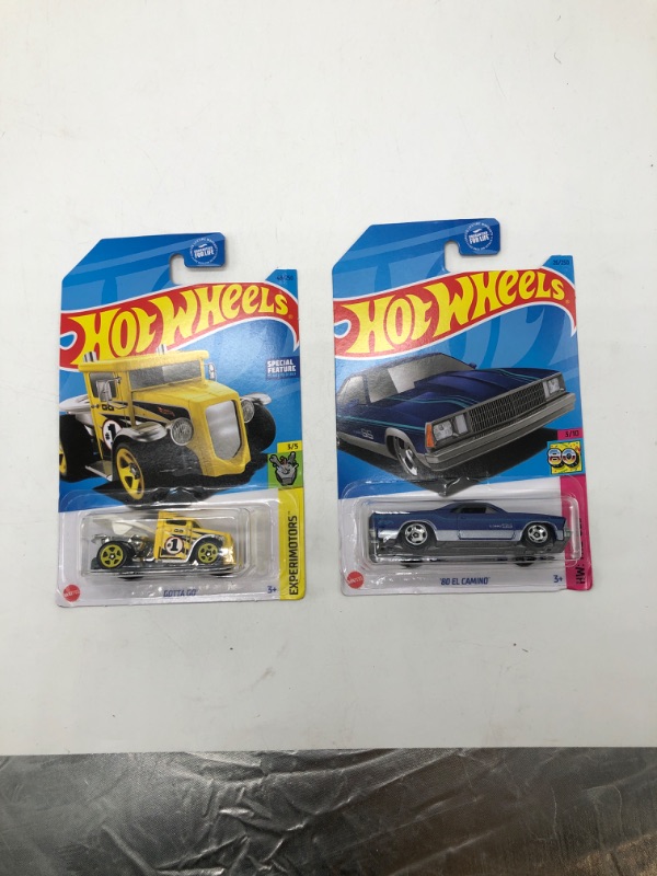 Photo 1 of Hot Wheels Bundle