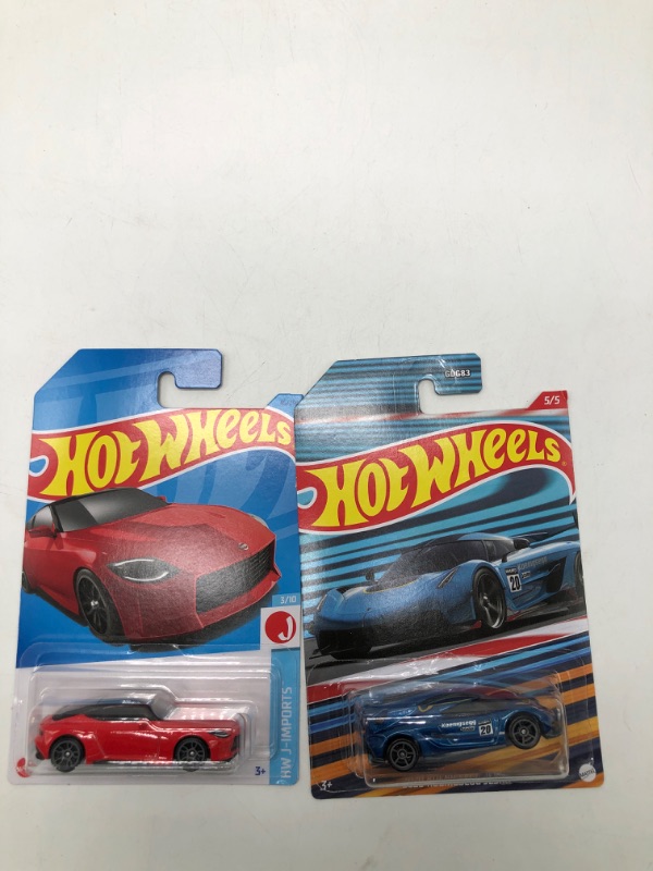 Photo 1 of hot wheels bundle 