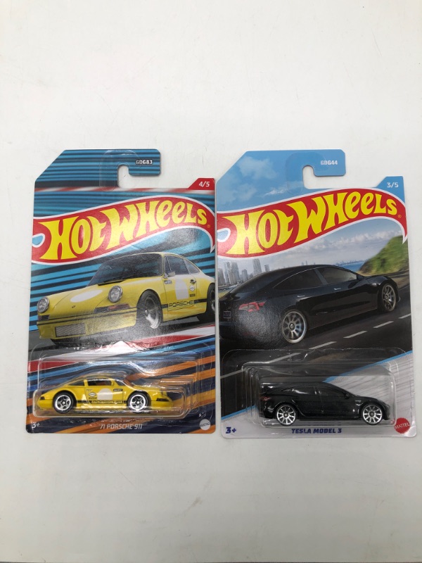 Photo 1 of hot wheels bundle 