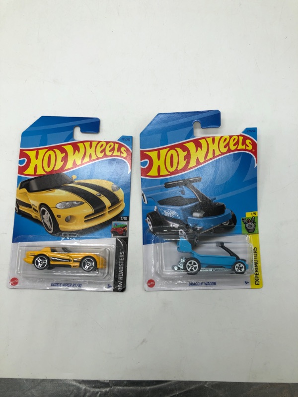 Photo 1 of hot wheels bundle 