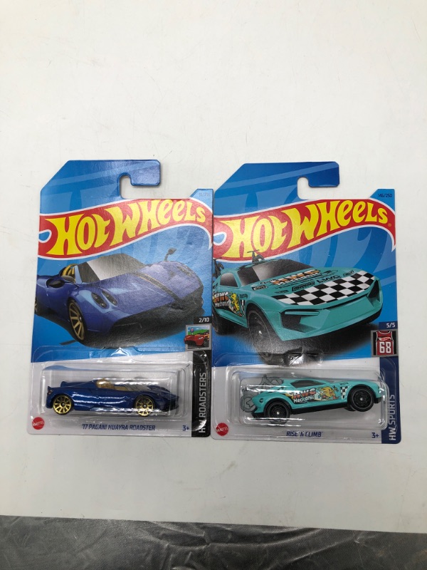 Photo 1 of hot wheels bundle 