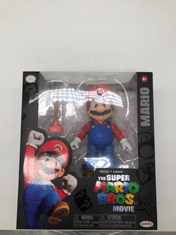 Photo 2 of The Super Mario Movie 5/ 12.5cm Mario Action Figure with Plunger Accessory Mario with Plunger Accessory
