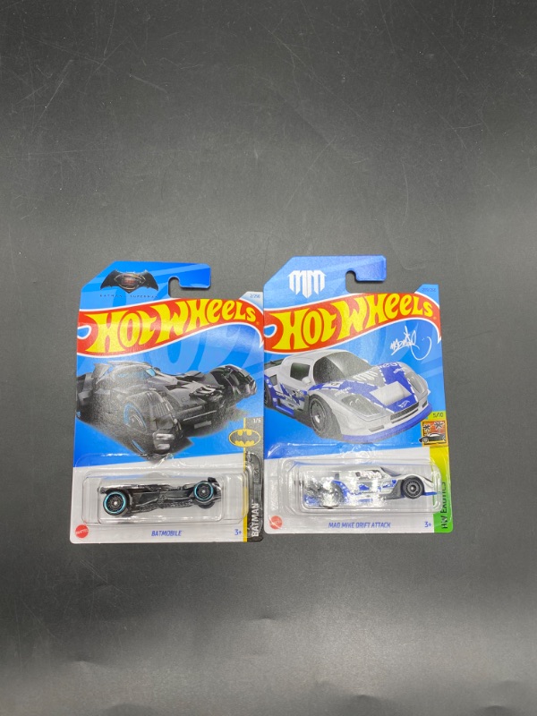 Photo 1 of Hot Wheels Bundle