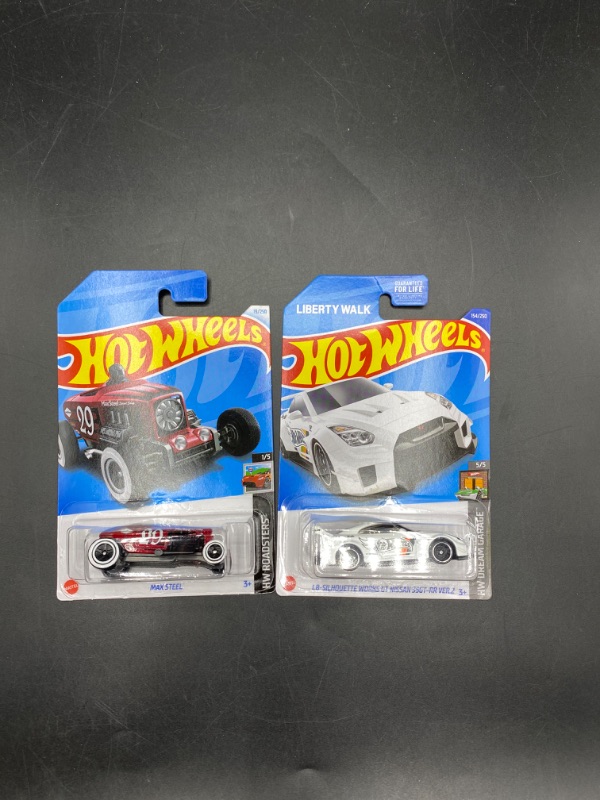 Photo 1 of Hot Wheels Bundle