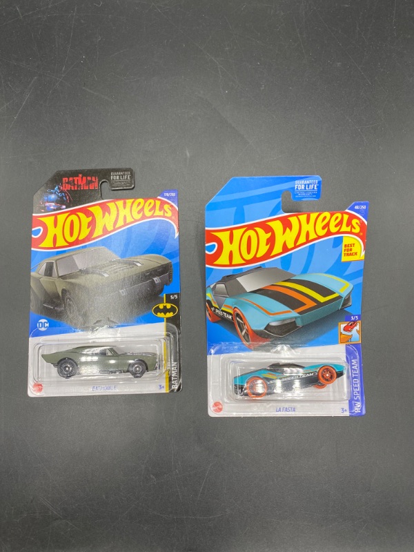 Photo 1 of Hot Wheels Bundle