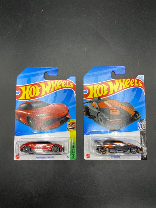 Photo 1 of Hot Wheels Bundle