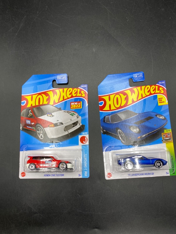 Photo 1 of Hot Wheels Bundle