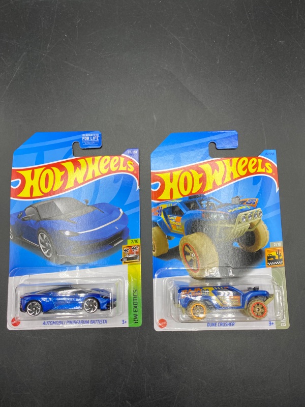 Photo 1 of Hot Wheels Bundle