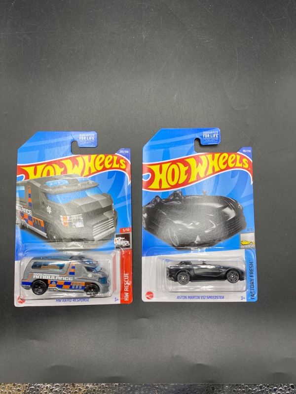 Photo 1 of Hot Wheels Bundle