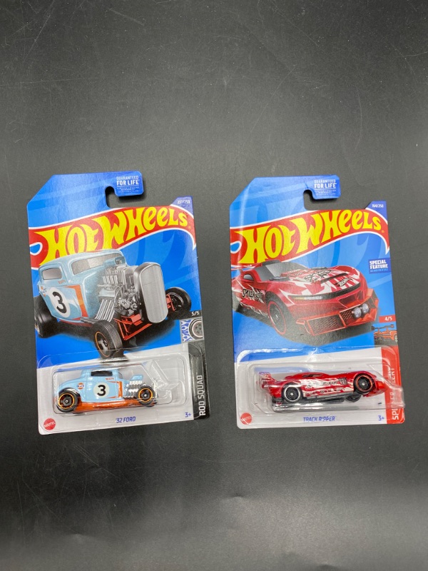 Photo 1 of Hot Wheels Bundle