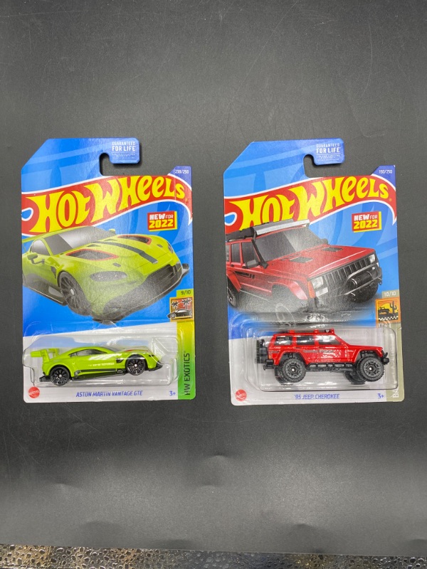 Photo 1 of Hot Wheels Bundle