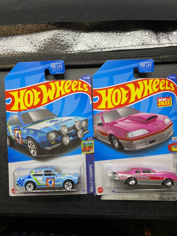 Photo 1 of Hot Wheels Bundle