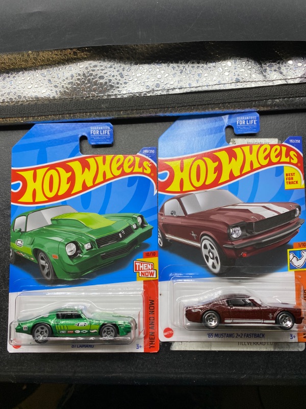 Photo 1 of Hot Wheels Bundle