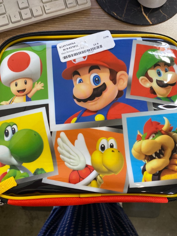 Photo 2 of Super Mario Lunch Bag