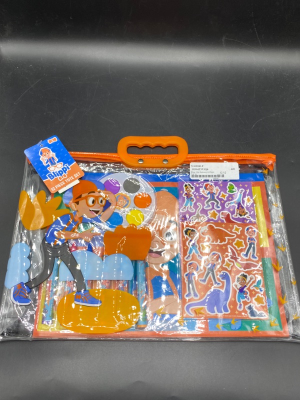 Photo 1 of Blippi 12 Piece Tote Set