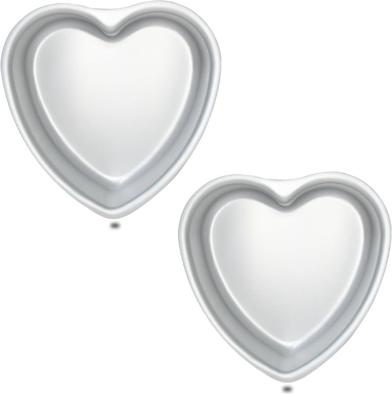 Photo 1 of Set of 2 Heart-shaped cake pan, heart-shaped cake tin, aluminum, 8-inch heart-shaped, for weddings, parties, family and other occasions cake (8 x 2 Inch,Set of 2)
