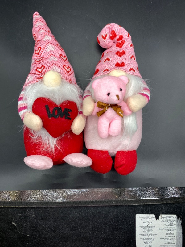 Photo 2 of 2 Pack Valentines Day Decor Gnomes,13 Inch Handmade Valentine Gnomes Decor Gifts for Women, Valentine's Day,Christmas Decorations Gifts(Pink)
