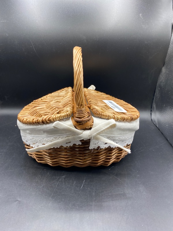 Photo 2 of Forart Wicker Picnic Baskets Hamper with Lid and Handle, Wicker Gift Baskets Empty Oval Willow Woven Picnic Basket Candy Basket Storage Basket Wedding Basket
