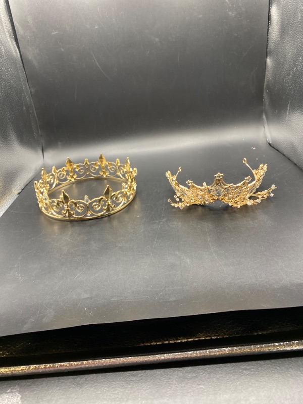 Photo 3 of Junkin 2 Pcs Crowns for Men Women Baroque Queen Crown King Prince Tiara Princess Crystal Headband Rhinestone Prom Party
