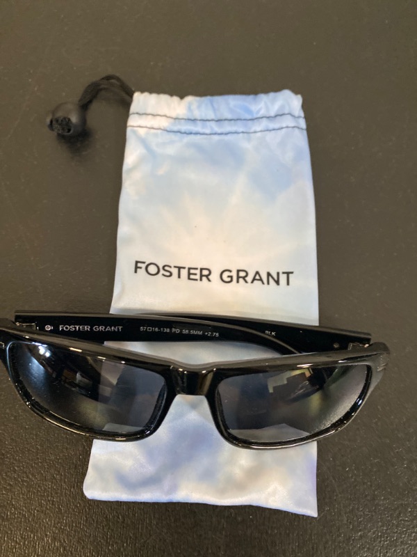 Photo 2 of Foster Grant Men's Deep Dish Way Fashion Sunglasses Black
