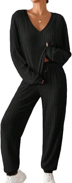Photo 1 of xl womens Black long sleeve and pants set 
