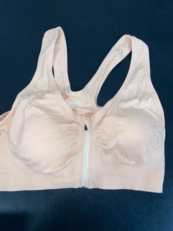 Photo 2 of XL Women's Comfort Front Close Sports Bra Wire-Free Sports Bra Pleu Size
