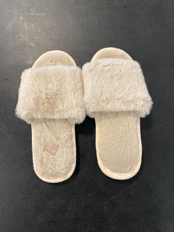 Photo 2 of Size 7-8 Jussy Women's Fuzzy Slippers Memory Foam Cute House Slippers Open Toe Plush Fluffy Furry Home Shoes Bridal Bridesmaid Slipper Gifts for Wedding
