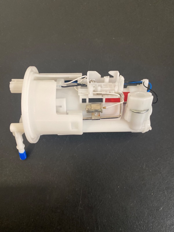 Photo 2 of FIWARY 4C8-13907-01 4C8-13907-00-00 4C8-13907-01-00 Fuel Pump Module fits for Yamaha 2007 2008 Yzf R1 2008 2009 2010 R6 Engine Aftermarket Parts with 1 Year Warranty

