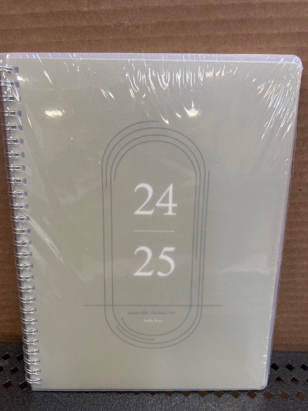 Photo 2 of Monthly Planner 2024-2025, Calendar 24 Months Planner with Flexible PVC Cover for Home,School and Office Work, 7" x 9", Jan 2024 - Dec 2025-Green Green-B5(2024-2025)