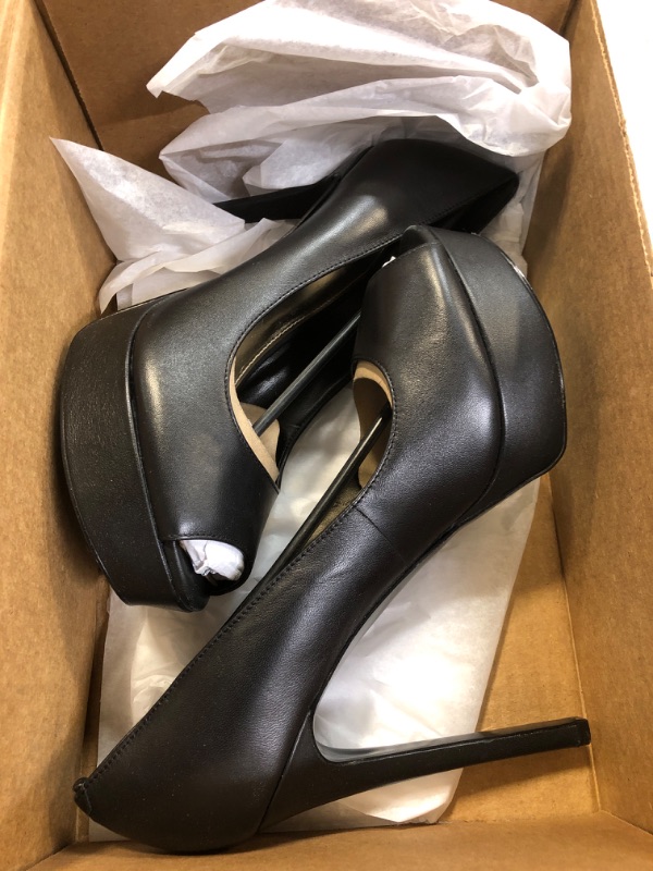 Photo 2 of Black Women's Heels, Size 10