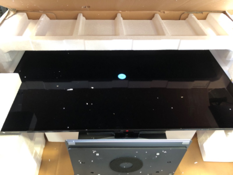 Photo 2 of LG 42-Inch Class OLED Flex Smart TV with Bendable Screen 42LX3QPUA, 2022 - AI-Powered 4K TV, Alexa Built-in