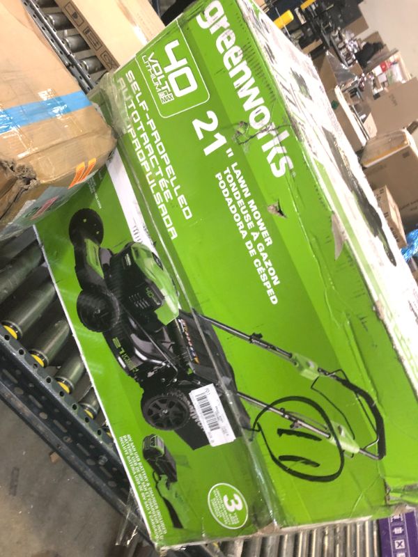 Photo 5 of Greenworks 40V Brushless Self-Propelled Lawn Mower, 21-Inch Electric Lawn Mower, 5.0Ah Battery and Charger Included 21" Mower (5.0Ah)