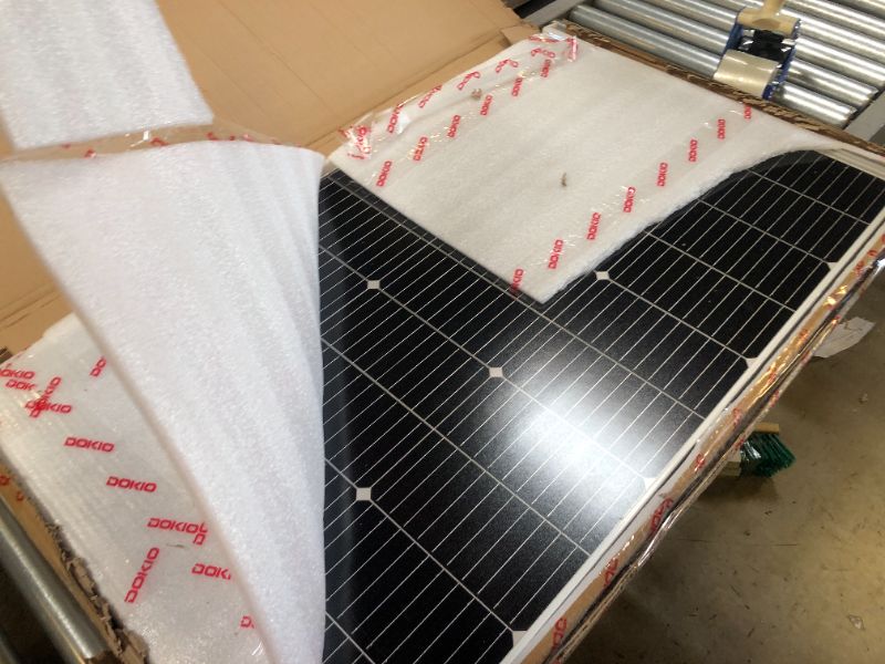 Photo 2 of DOKIO 200w 18v Solar Panel Monocrystalline to Charge 12v Battery(Vented AGM Gel) or Off-Grid/RV,Boat:2pcs 100W Solar Panel + Controller + 5M MC4 Extension Cable+3M Alligator Clips+Mounting Z Brackets 100w*2 kit