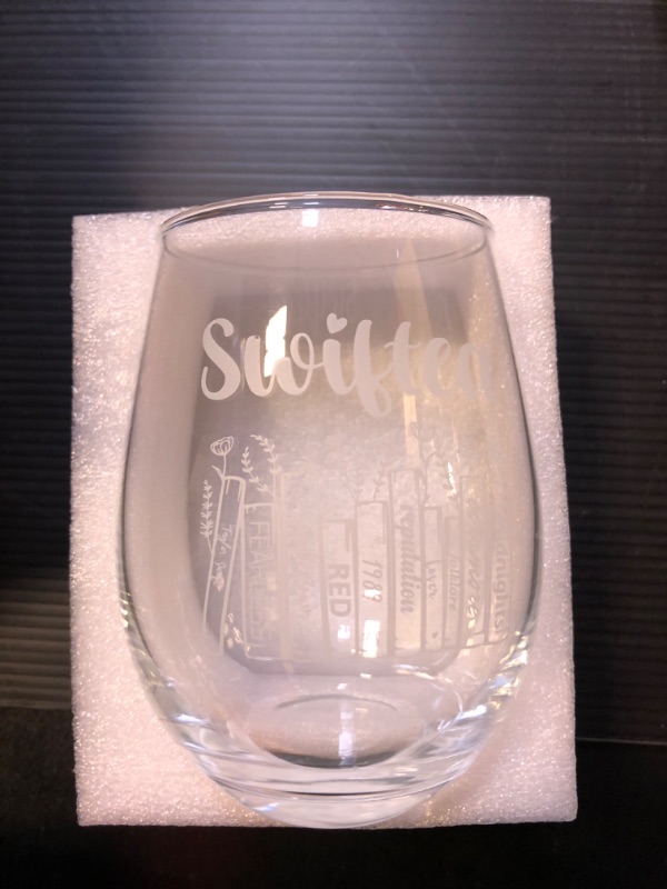 Photo 1 of Swiftea glass cup