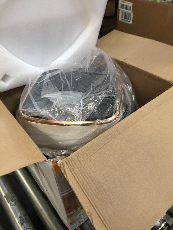 Photo 1 of air fryer 