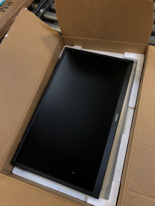 Photo 1 of Samsung - S33A 22” LED FHD Monitor (HDMI, D-sub) - Black
