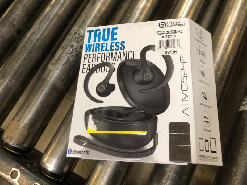 Photo 1 of Black - bluetooth wireless headphones 