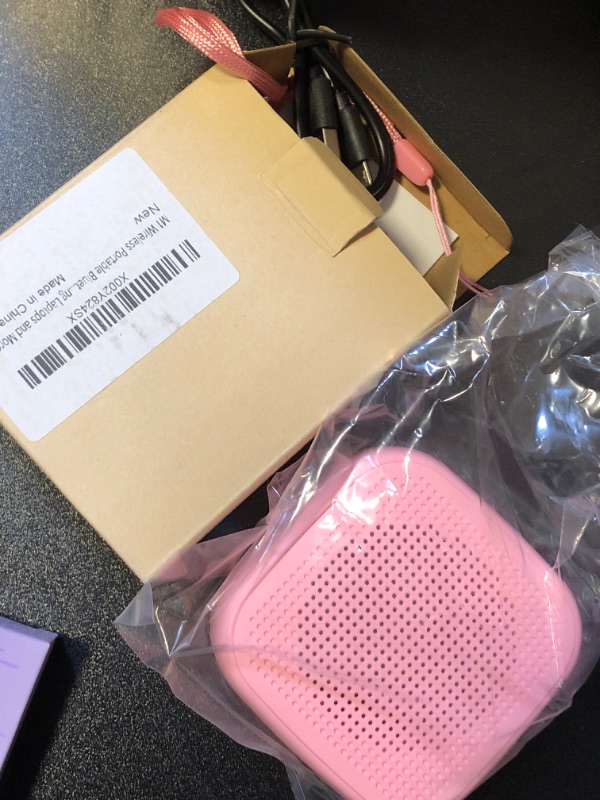 Photo 2 of pink Small Bluetooth Speaker M1 Surround Sound Mini Portable Loudspeaker Subwoofer for Outdoor Speakers Bluetooth Wireless
 