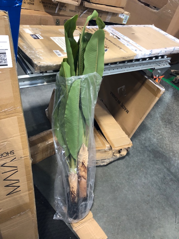 Photo 1 of **USED** Artificial Bird of Paradise Plant, Fake Tree with Realistic Leaves and Durable pots, Adjustment-Free Branches Artificial Tree for Indoor Outdoor Home Decor (5FT 2Packs)
