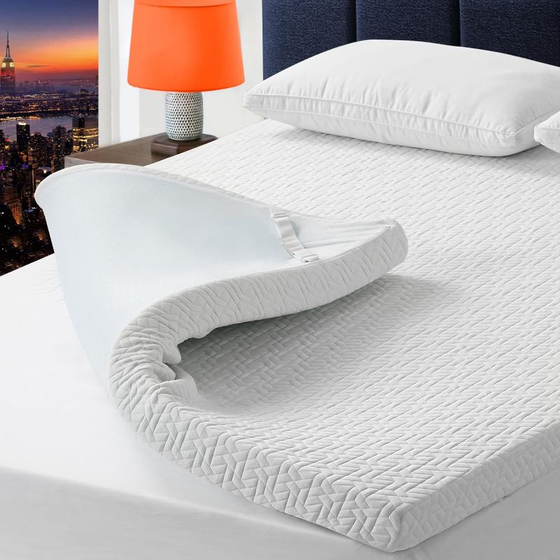 Photo 1 of 3 Inch Gel Memory Foam Mattress Topper  , Mattress Pad Cover for Pressure Relief, Bed Topper with Removable Rayon Made from Bamboo Cover?Soft & Breathable*unknown size ** **not exact picture* 


