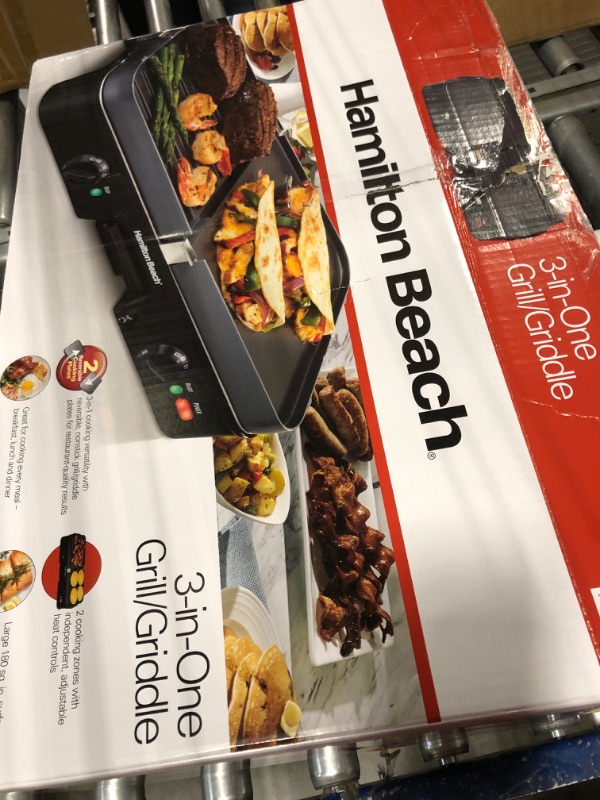 Photo 2 of ***FOR PARTS ONLY***

Hamilton Beach 3-in-1 Electric Indoor Grill + Griddle, 8-Serving, Reversible Nonstick Plates, Black & Durathon Ceramic Electric Skillet with Removable 12x15” Pan, Adjustable Temperature