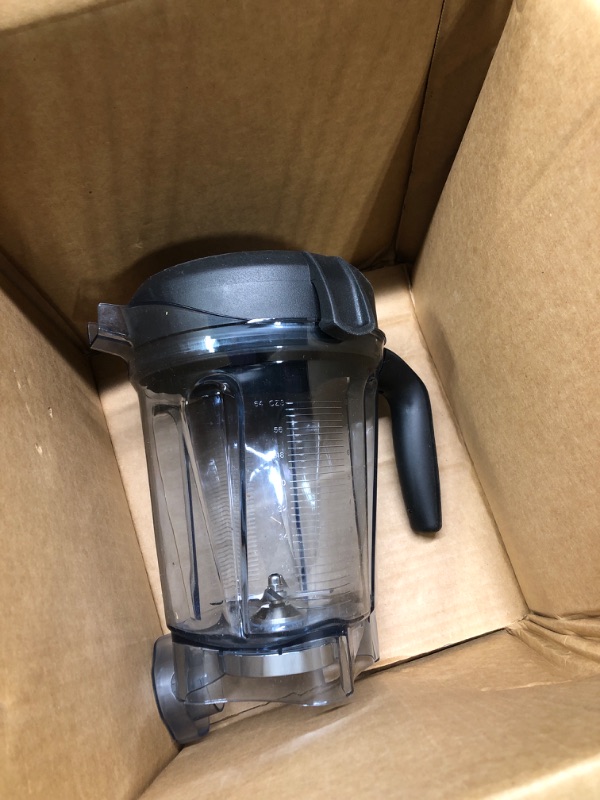 Photo 2 of ** just blender container***
For Vitamix 64oz Low-Profile Blender Pitcher,Replacement for Vitamix 5000 5200 6300 7500 pro750 Container/Cup,Fit for Vitamix C/G-Series vm0101 vm0102 E310 Creations II etc Blender.3 Years Warranty… 64oz Low-Profile pitcher