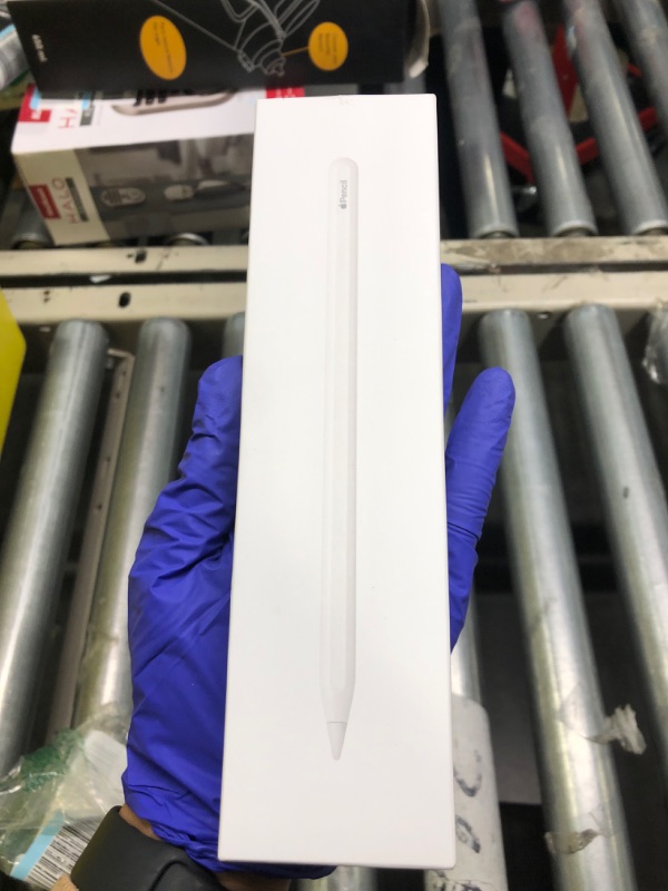 Photo 2 of **NEED LATEST SOFTWARE** Apple Pencil (2nd Generation)