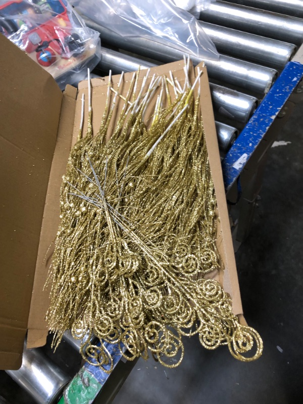 Photo 1 of 48 Pcs Christmas 17'' 12'' Artificial Glitter Curly Berry Stems Ornaments Fake Christmas Candy Picks Decorative Glitter Sticks Branches for Xmas Tree Wreath DIY Crafts Vase Filler(Gold)
 
