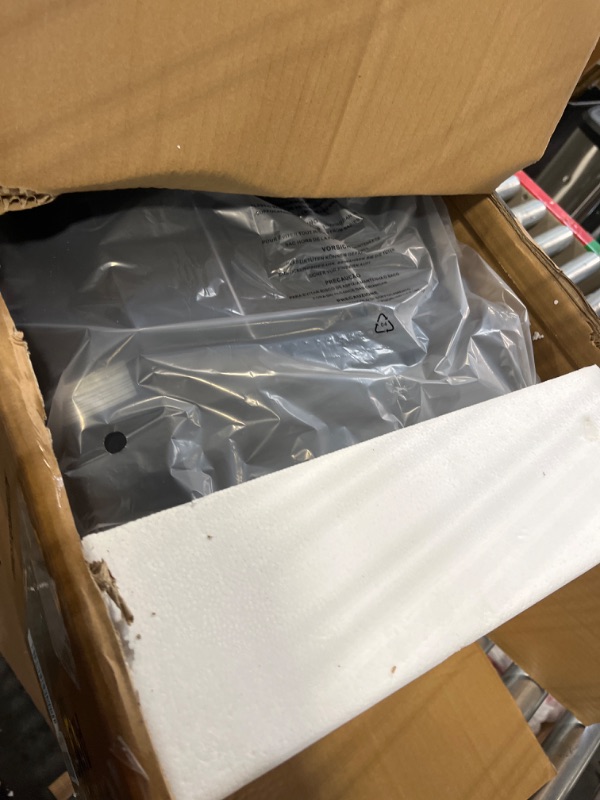 Photo 1 of Aurora High Security JamFree AU1000MA 10-Sheet Micro-Cut Paper/CD/Credit Card Shredder