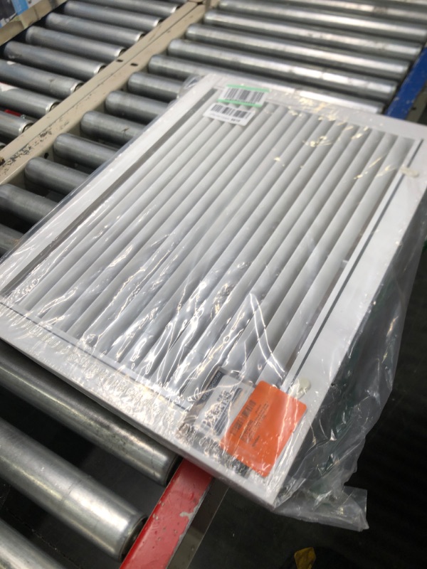 Photo 2 of 20" X 14" Aluminum Return Filter Grille - Easy Airflow - Linear Bar Grilles [Outer Dimensions: 21.75w X 15.75h] 20 X 14