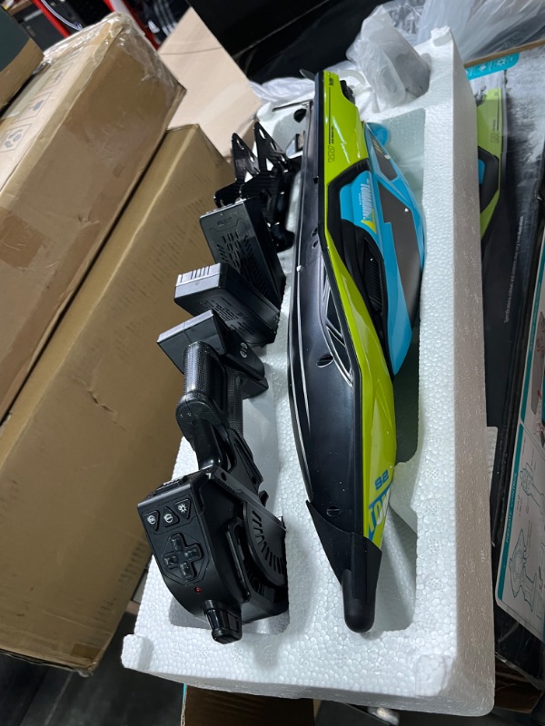 Photo 2 of **NON FUNCTIONING** 4DRC S2 High Speed RC Boats with LED Lights & 2 Batteries, 30+ mph Remote Control Boat for Pools and Lakes, Capsize Recovery, Low Battery Reminder,2.4Ghz Racing Boats for Adults Kids,Green