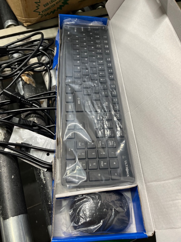 Photo 1 of Dell OptiPlex Desktop Computer with 24 inch Monitor PC and Monitor Bundle, i7-6700 3.4GHz,16GB Ram New 512GB SSD,Intel AC7260 Built-in WiFi Bluetooth,HDMI,Refurbished Desktop,Windows 10 Pro (Renewed) 3040|16-512