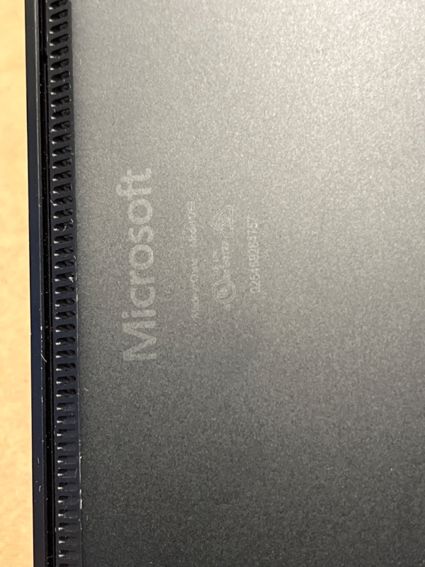 Photo 3 of **missing cord charger, unable to test, used, not in original box***Microsoft Surface Laptop (Intel Core i5, 4GB RAM, 128GB) - Platinum (Renewed)